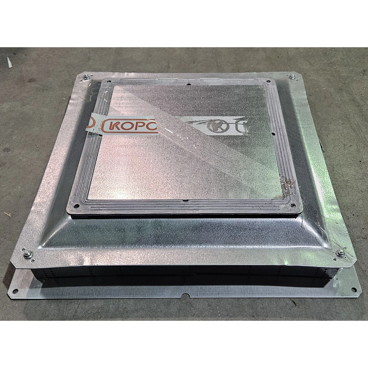 Stalowa puszka podłogowa PANDORA 48